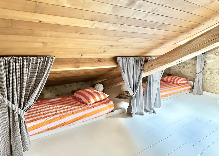 Manoir Medieval Art Deco - Logis Des 3 Artistes
