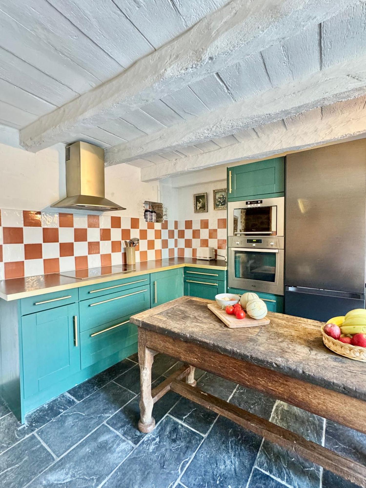 Manoir Medieval Art Deco - Logis Des 3 Artistes Ferienhaus *